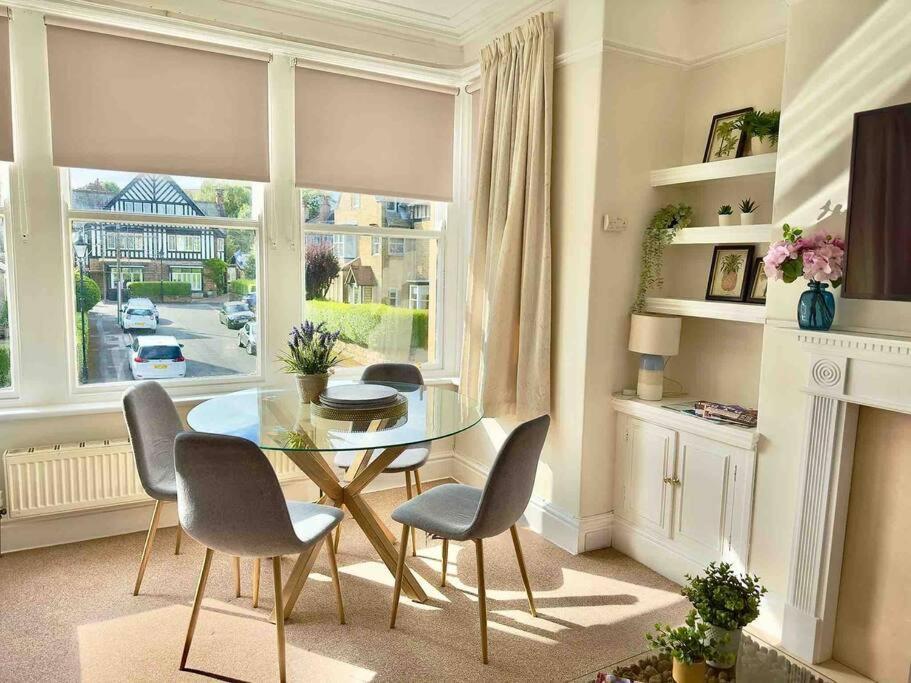 Spacious & Bright 3 Bed Harrogate Apartment Eksteriør billede